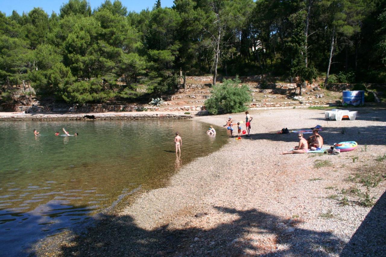 Apartments By The Sea Stari Grad, Hvar - 16392 スタリー・グラード エクステリア 写真