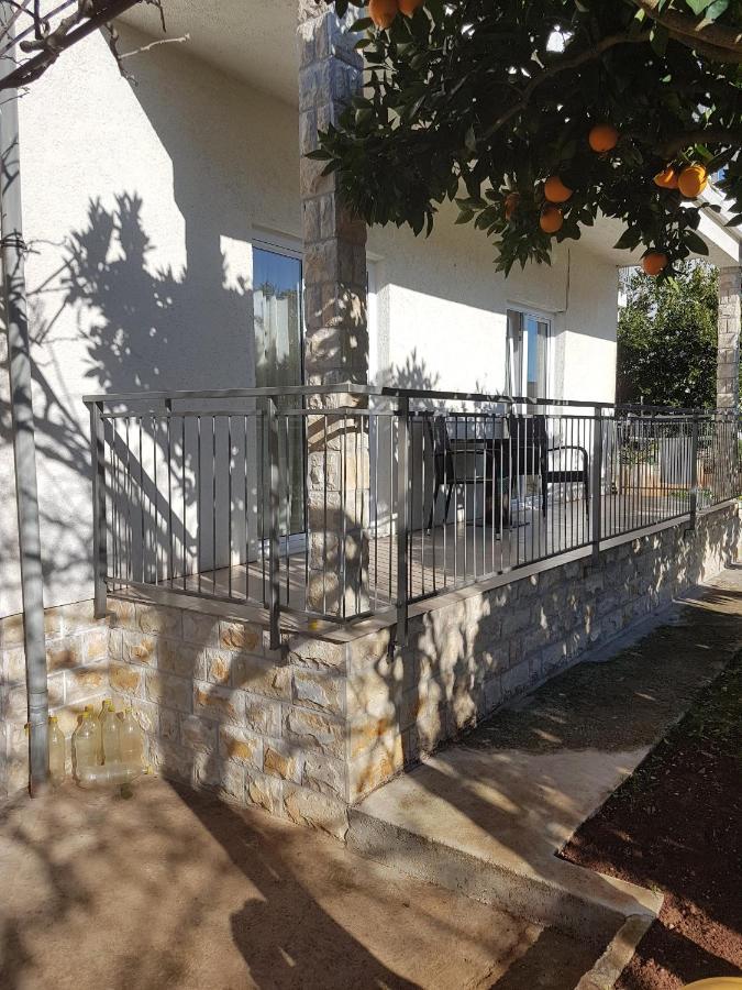Apartments By The Sea Stari Grad, Hvar - 16392 スタリー・グラード エクステリア 写真